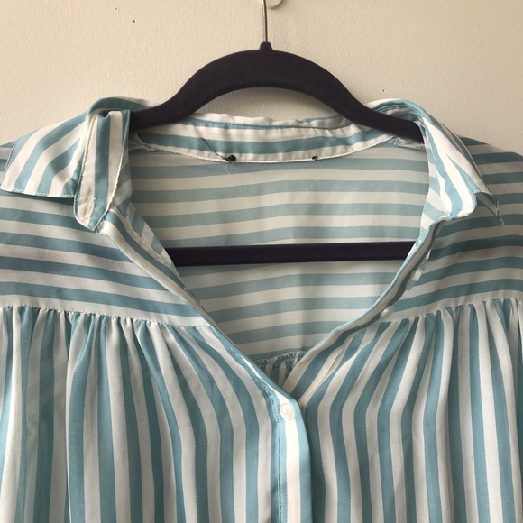 Oversized striped shirt - Picture 3 of 4